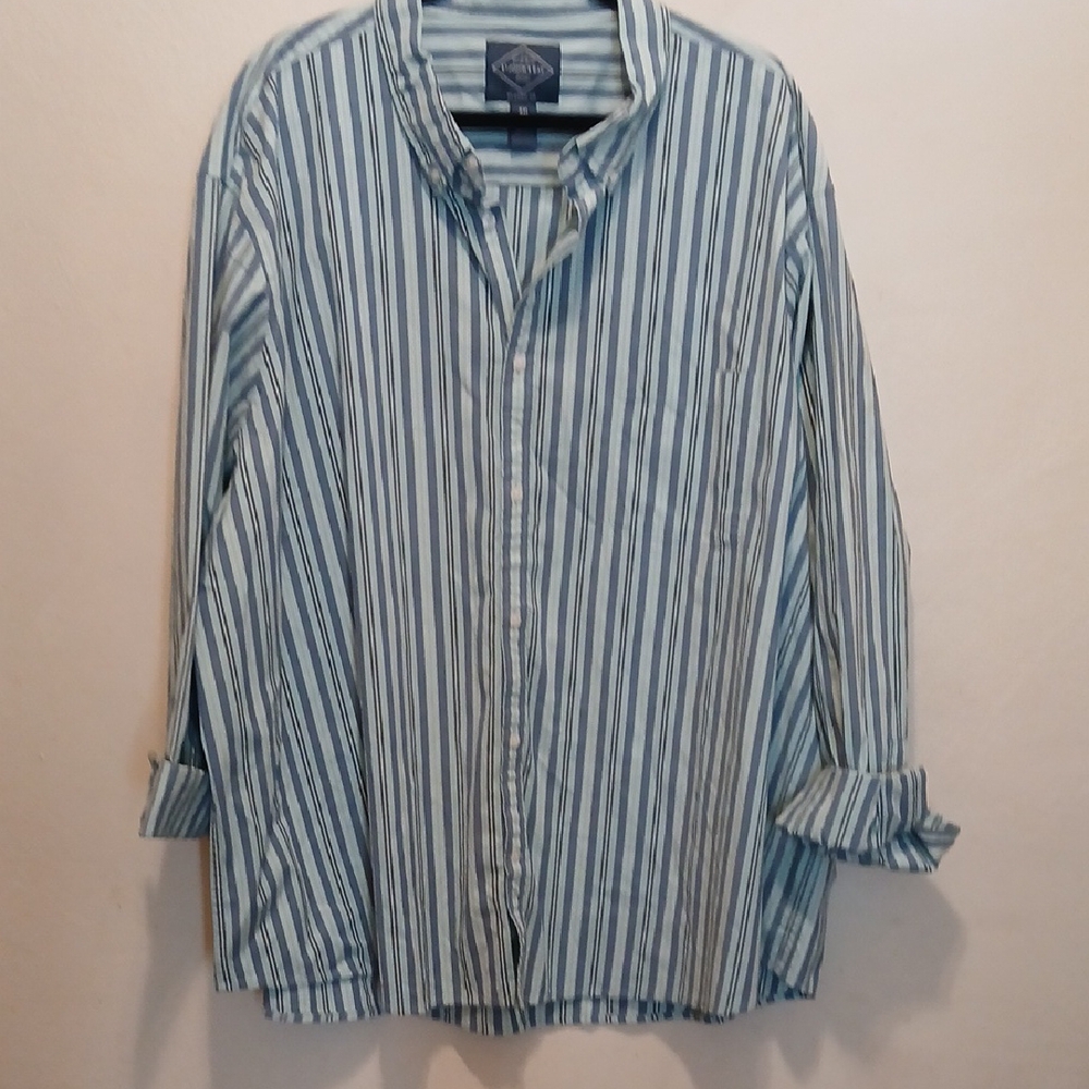 St. John's Bay Men's Blue and White Striped Shirt